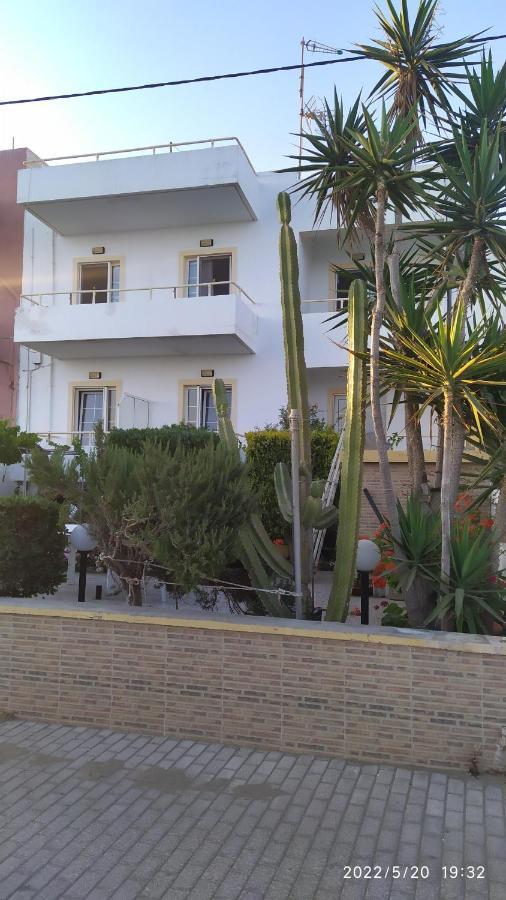 Ambrosia Studios Makry Gialos  Exterior photo